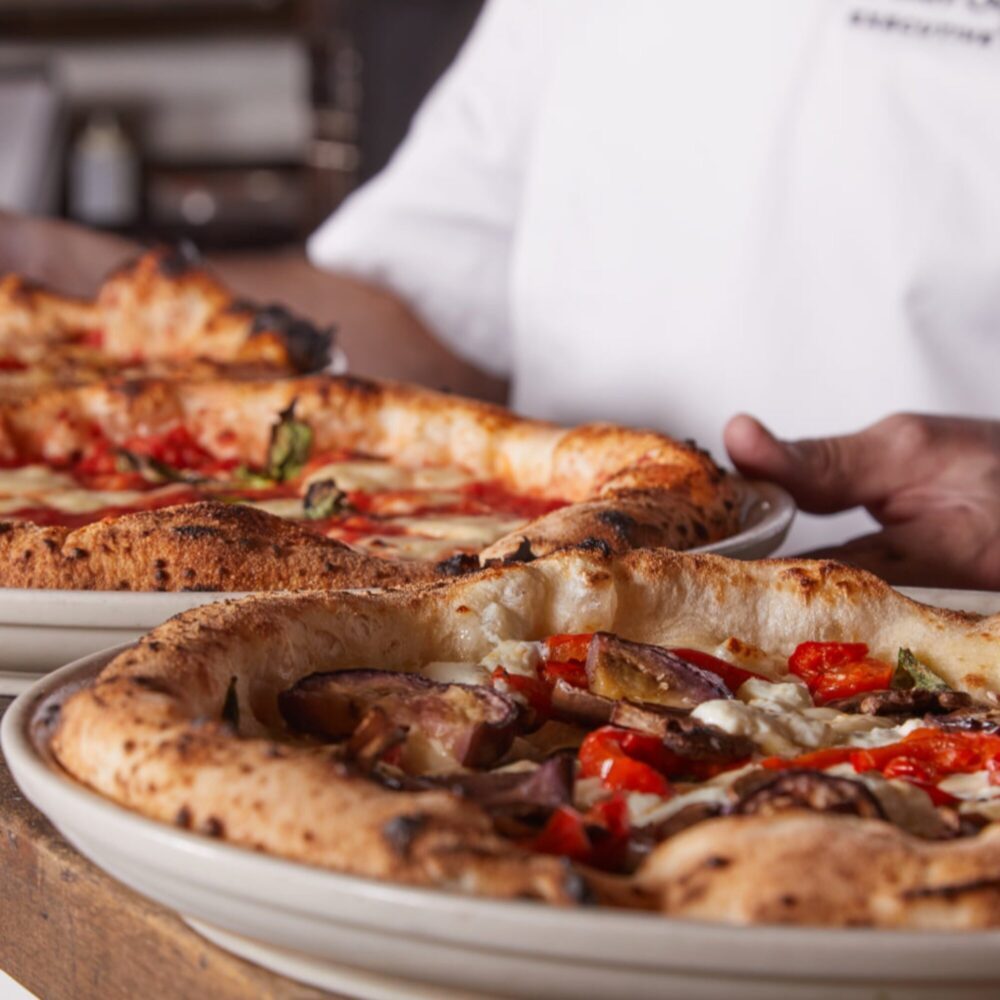 Seattle Pizza Chain Goes National