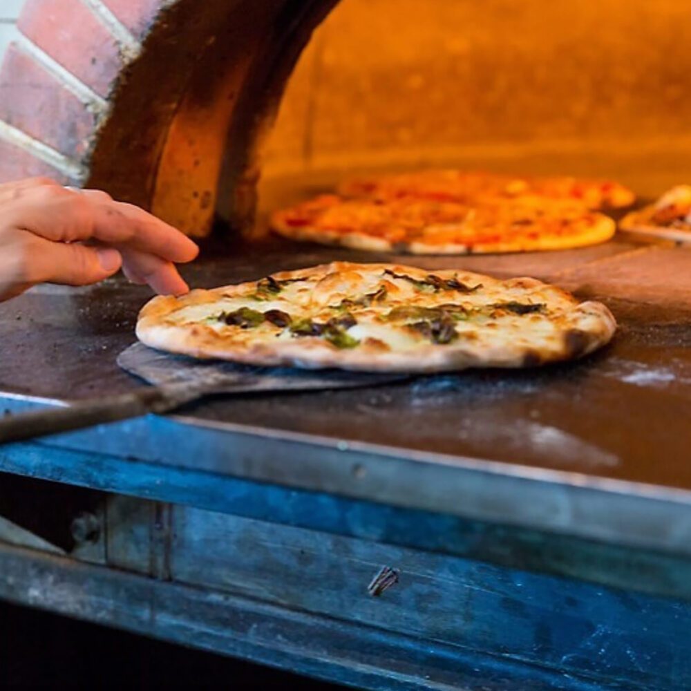 A Saucy Serenade to Seattle Pizza