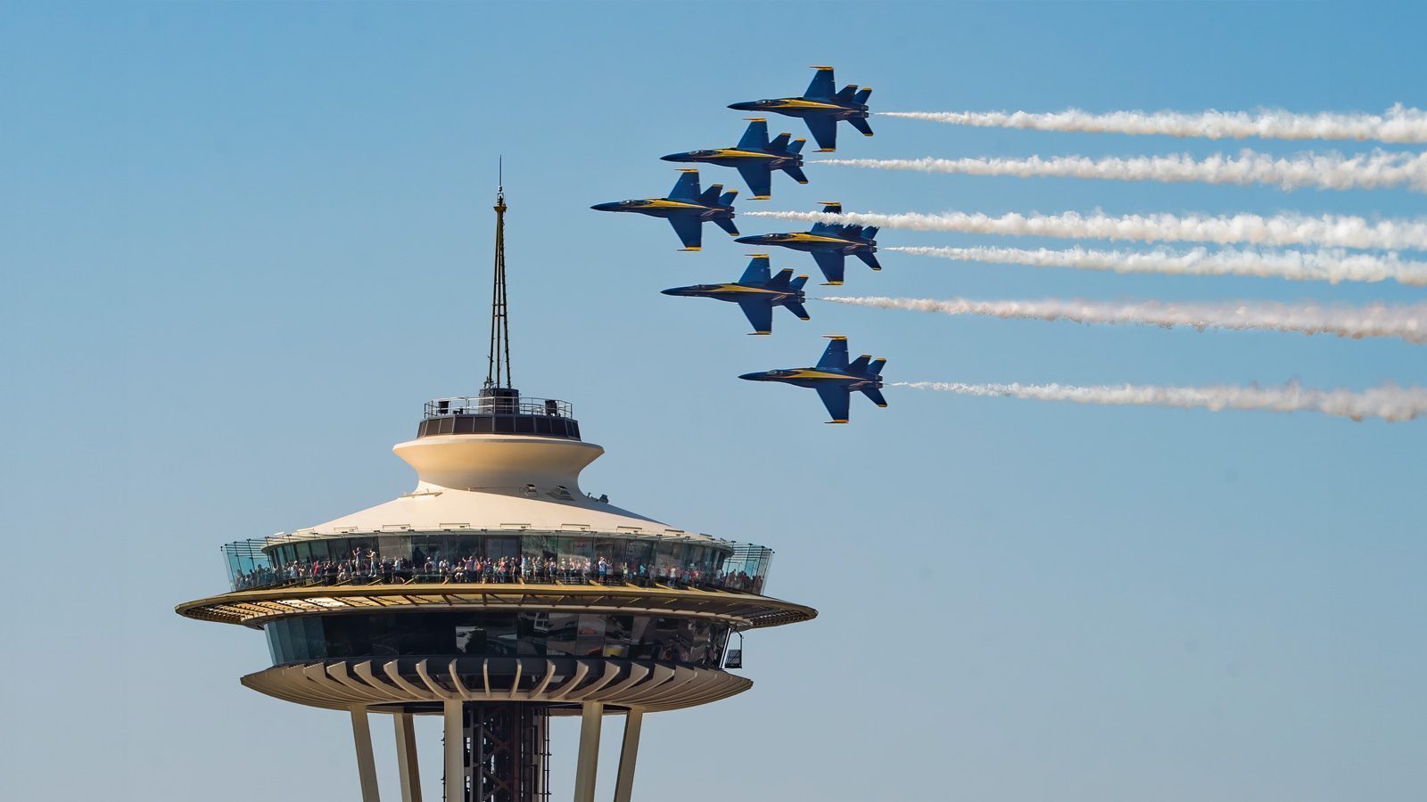 Seafair_Blue-Angels_Space-Needle_1600x900