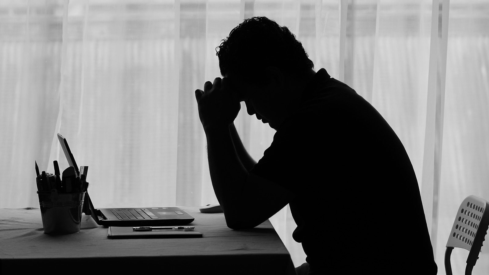 WorkingFromHomeLoneliness_1600x900